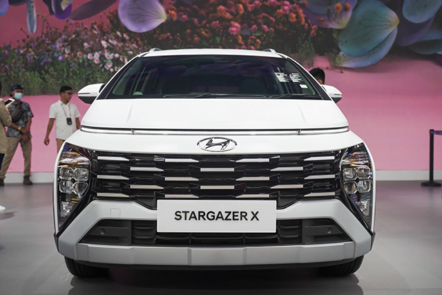 danh gia xe hyundai stargazer x 2024 ngoai hinh khac biet them an toan hien dai 2 - Đánh giá xe Hyundai Stargazer X 2024: Ngoại hình khác biệt, thêm an toàn hiện đại