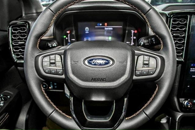 ford ranger wildtrak 2024 gia ban khuyen mai hinh anh xe 9 - Ford Ranger Wildtrak 2024 giá bán khuyến mãi, hình ảnh xe